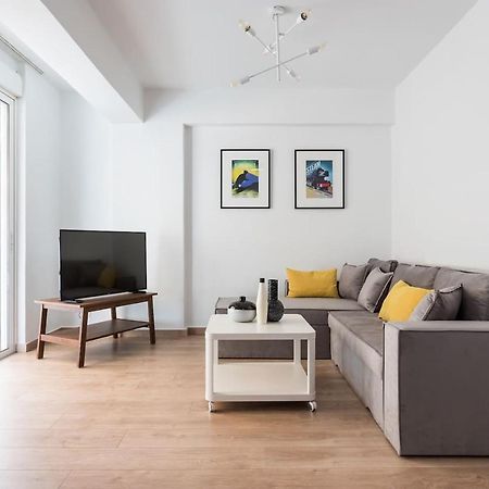 Stunning Flat With Lovely Terrace & Parking Garage Athens Exterior photo