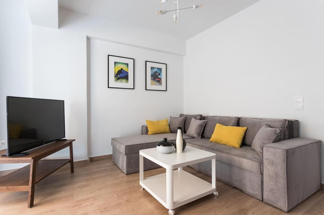 Stunning Flat With Lovely Terrace & Parking Garage Athens Exterior photo